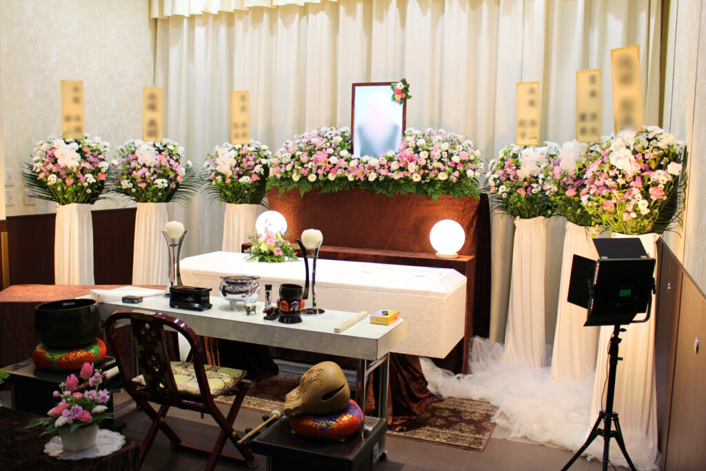 三郷市斎場 ソレイユ花祭壇 家族葬 葬儀事例