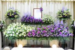 アートメモリーの花祭壇